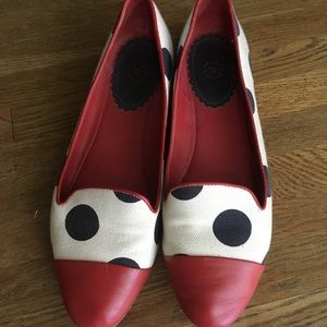 Johnston & Murphy Melody cap toe flat